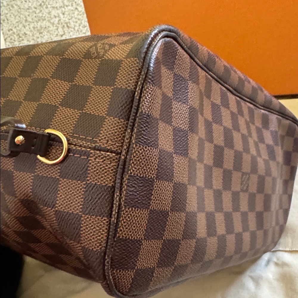 Louis Vuitton Brown Damier Ebene Neverfull MM - Picture 6 of 13